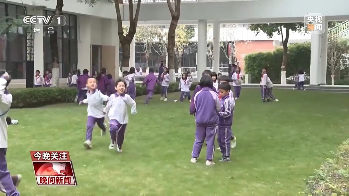 尽管年龄增